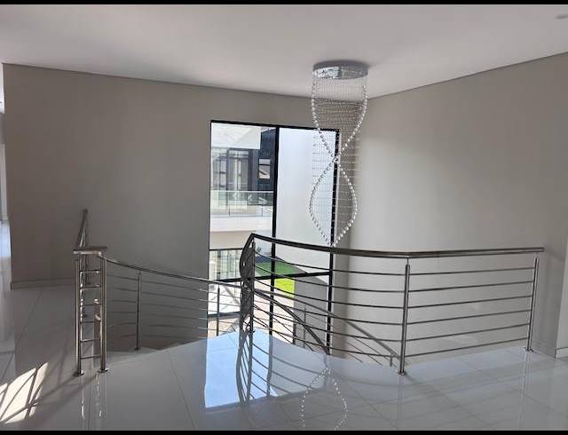 5 BEDROOM HOUSE FOR SALE IN SIX FOUNTAINS RESIDENTIAL ESTATE